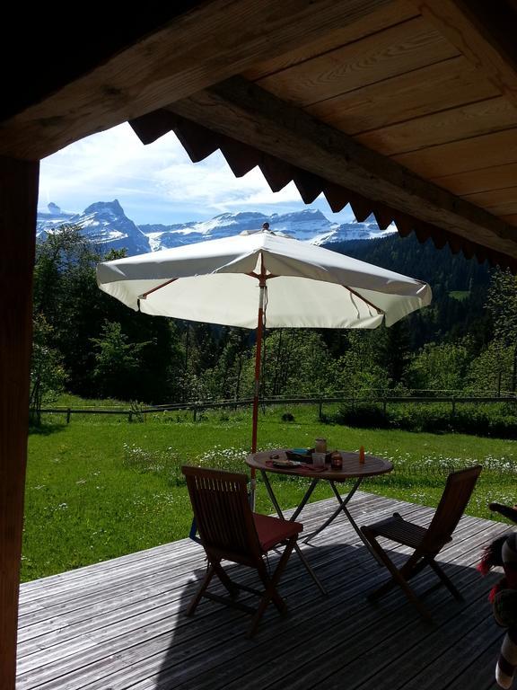 B&B Chalet La Croisee Vers L'Eglise ภายนอก รูปภาพ